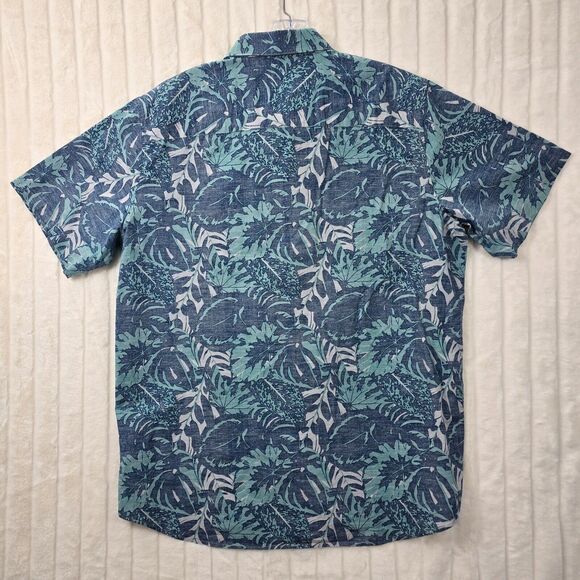 Travis Mathew Shirt Men's Blue Floral Hawaiian Button Shirt Golf Size XL - Picture 7 of 10
